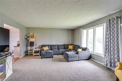 7363 Paxton Street NE, Canton, OH 44721 - Photo 3