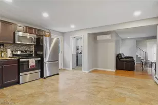 5433 Fleetwood Ave NW, Canton, OH 44718 - Photo 9