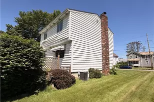 685 E Main St, East Palestine, OH 44413 - Photo 3