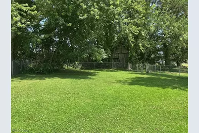 122 Clay Street, Frazeysburg, OH 43822 - Photo 9