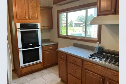 122 Clay Street, Frazeysburg, OH 43822 - Photo 5