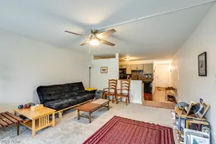 2331 E Market St, Akron, OH 44312 - Photo 9