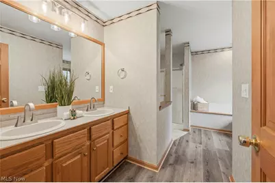 32336 Redwood Boulevard, Avon Lake, OH 44012 - Photo 29