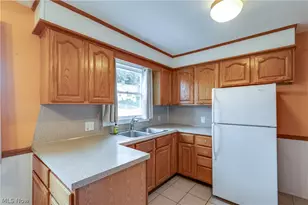 1618 23rd St NW, Canton, OH 44709 - Photo 9