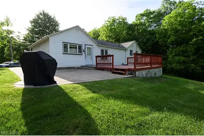 7660 Akron Avenue NW, Canal Fulton, OH 44614 - Photo 5