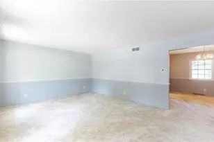 143 E Garwood Dr, Tallmadge, OH 44278 - Photo 5
