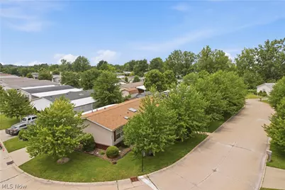 445 Pin Oak Circle, Elyria, OH 44035 - Photo 23