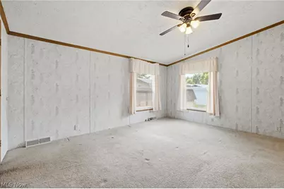 445 Pin Oak Circle, Elyria, OH 44035 - Photo 13