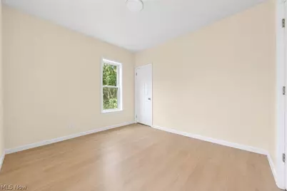 930 Johnston Street, Akron, OH 44306 - Photo 15