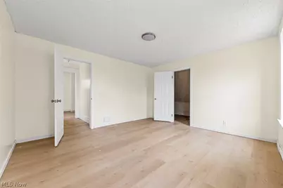 930 Johnston Street, Akron, OH 44306 - Photo 17