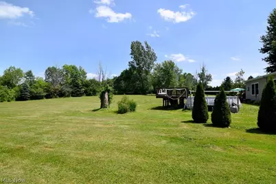 17615 Indian Hills Drive, Chagrin Falls, OH 44023 - Photo 33