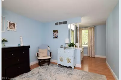 17615 Indian Hills Drive, Chagrin Falls, OH 44023 - Photo 19