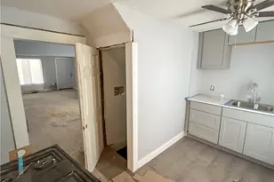 9800 Pratt Ave, Loveland, OH 44105 - Photo 9