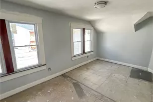 9800 Pratt Ave, Loveland, OH 44105 - Photo 15