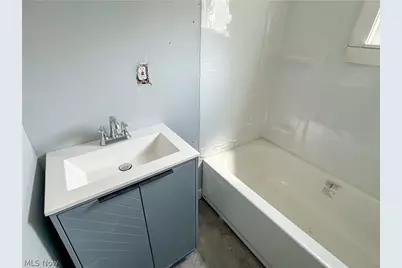 9800 Pratt Avenue, Loveland, OH 44105 - Photo 19