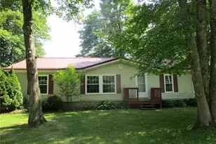 888 Long Shadow Ln, Roaming Shores, OH 44085 - Photo 3