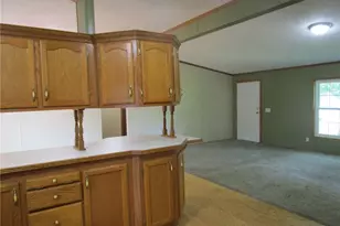 888 Long Shadow Ln, Roaming Shores, OH 44085 - Photo 5