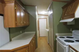 888 Long Shadow Ln, Roaming Shores, OH 44085 - Photo 7