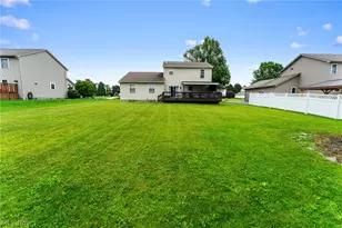 10460 Carrie Dr, New Middletown, OH 44442 - Photo 23