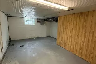 672 Jackson St, Amherst, OH 44001 - Photo 27