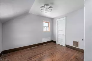 672 Jackson St, Amherst, OH 44001 - Photo 23