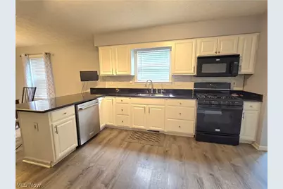 1742 Steese Road, Green, OH 44685 - Photo 13