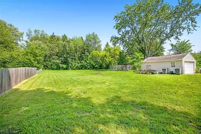 1707 Mohawk Drive, Akron, OH 44306 - Photo 5