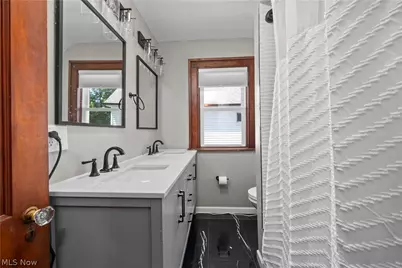 3249 W 100th Street, Loveland, OH 44111 - Photo 21