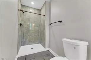 1344 E 112th St, Loveland, OH 44106 - Photo 25