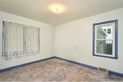 262 Lownsdale Avenue, Akron, OH 44313 - Photo 11