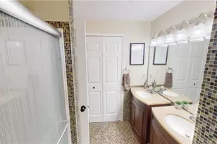 971 Fieldstone Dr, Kent, OH 44240 - Photo 7