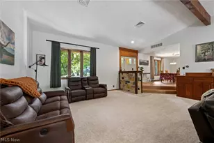 2391 Lyndon Dr, Uniontown, OH 44685 - Photo 11