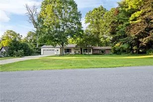 2391 Lyndon Dr, Uniontown, OH 44685 - Photo 37