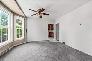 28707 Gilchrist Dr, Willowick, OH 44095 - Photo 5