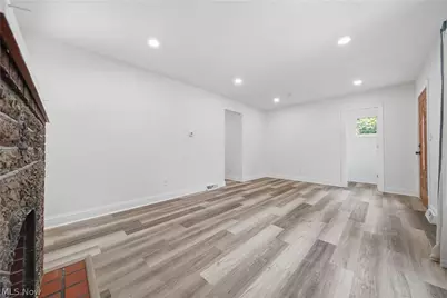 673 Harrison Avenue, Akron, OH 44314 - Photo 9