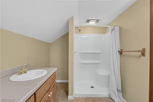 862 Lakeview Dr, Lorain, OH 44052 - Photo 31