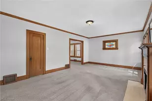 862 Lakeview Dr, Lorain, OH 44052 - Photo 13