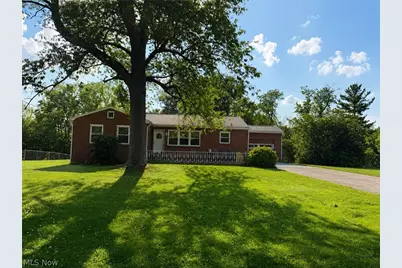 200 Hillcrest, Wellsburg, WV 26070 - Photo 1