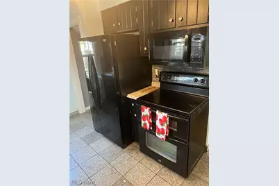 3931 Rush Boulevard, Youngstown, OH 44451 - Photo 5