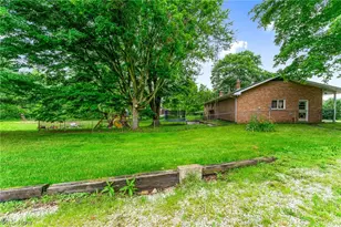 6235 Homeworth Rd, Homeworth, OH 44634 - Photo 23