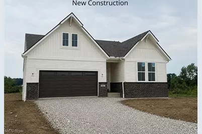 824 Colesbourne Circle, Green, OH 44685 - Photo 1