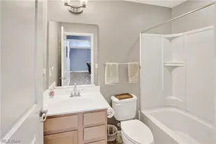 7326 Quails Nest Ln, North Ridgeville, OH 44039 - Photo 33