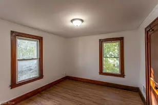 154 S Schenley Ave, Youngstown, OH 44509 - Photo 27