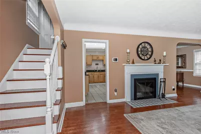 3718 Latimore Road, Huber Heights, OH 44122 - Photo 3