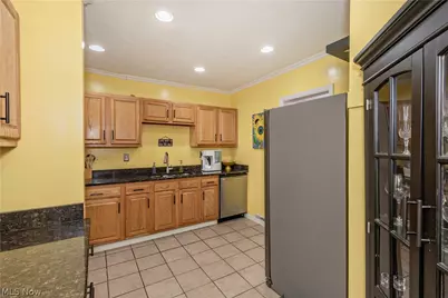 3718 Latimore Road, Huber Heights, OH 44122 - Photo 15