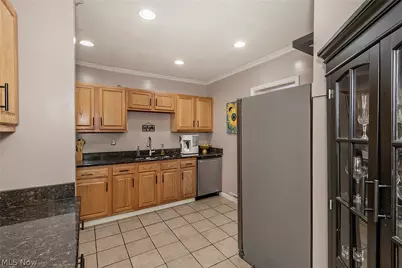 3718 Latimore Road, Huber Heights, OH 44122 - Photo 13