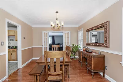 3718 Latimore Road, Huber Heights, OH 44122 - Photo 9