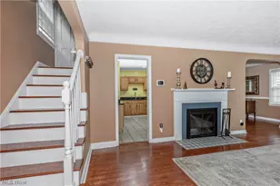 3718 Latimore Rd, Huber Heights, OH 44122 - Photo 3
