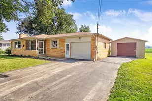 13471 Kauffman Ave, Sterling, OH 44276 - Photo 25