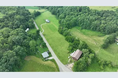 9805 Crooked Creek Road SE, Uhrichsville, OH 44683 - Photo 5